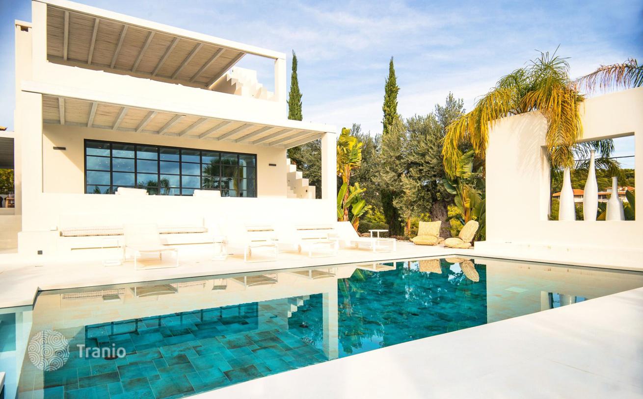 5-Bedroom Villa with Private Pool and Sea View in Kranidi, Peloponnese, photo 3