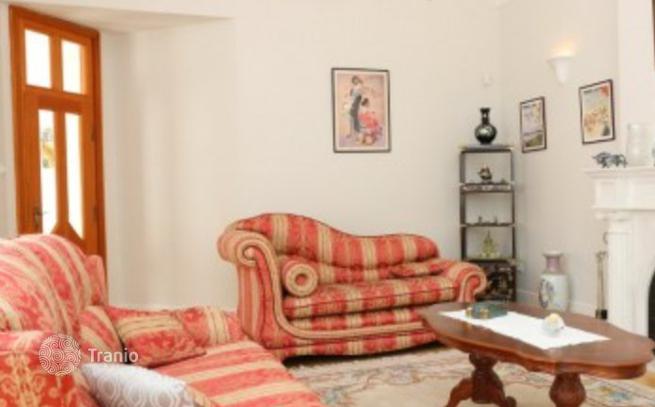 5-Bedroom House with Garden and Garage in District XI, Budapest, photo 4