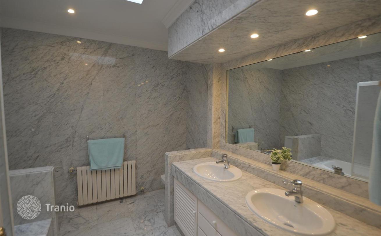 8-Bedroom Villa in San Pedro Alcantara, photo 5