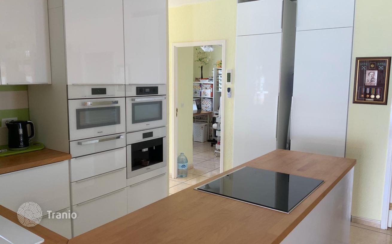 3-Bedroom Villa with Ocean View in Santa Cruz de Tenerife, photo 4