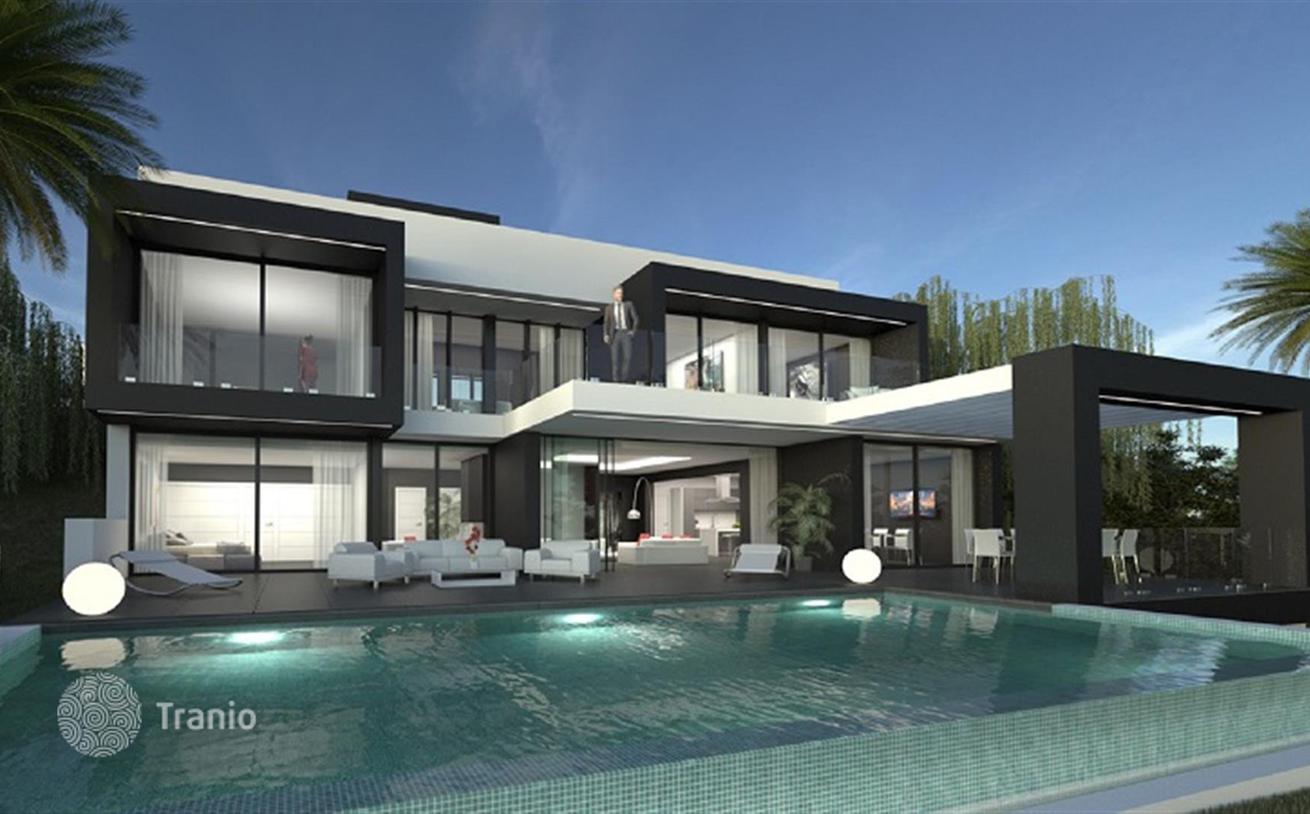4-комнатная вилла 453 м² в Эстепоне, Испания