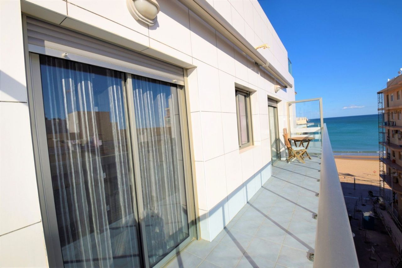 2-Bedroom Penthouse in Guardamar del Segura