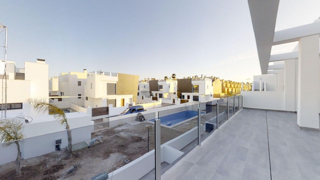 3-Bedroom Apartment in Santa Pola