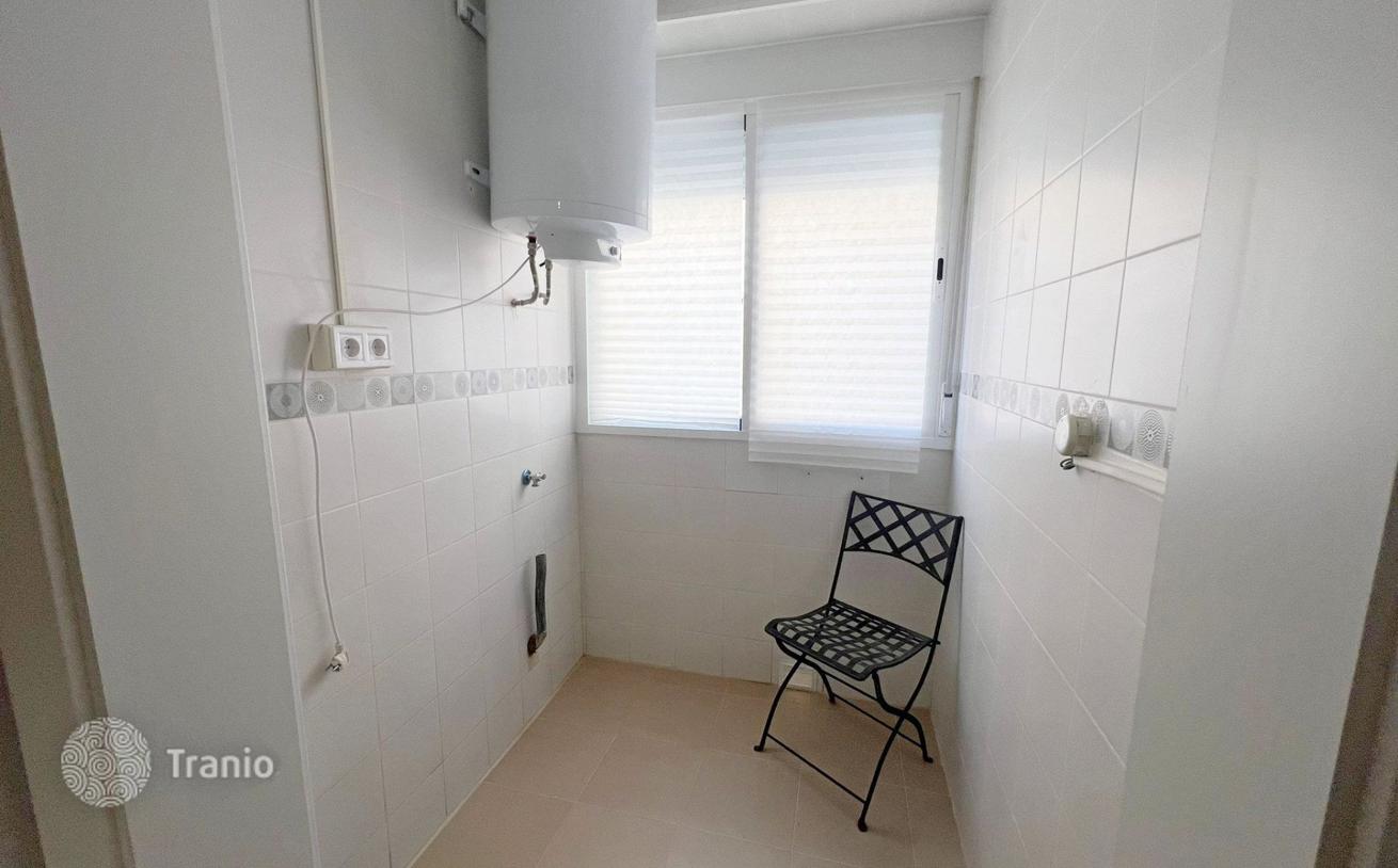 2-Bedroom Apartment in Benidorm, Spain, photo 3