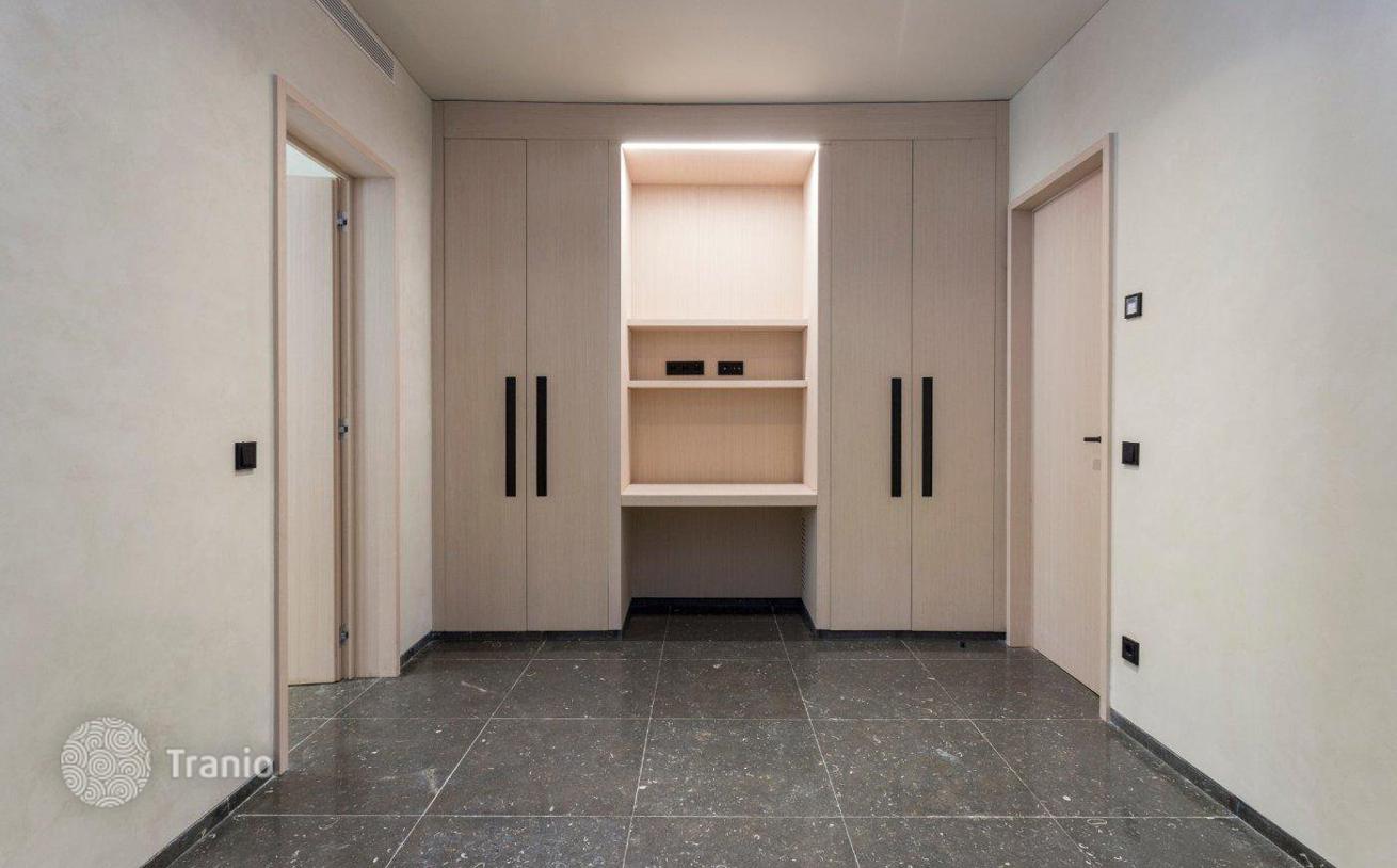 2-Bedroom Apartment in Eixample, Barcelona, photo 2