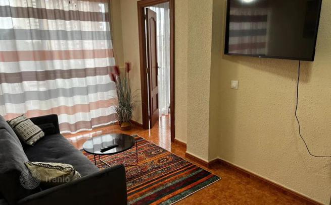Renovated 1-Bedroom Apartment with Sea View in Benidorm, photo 2