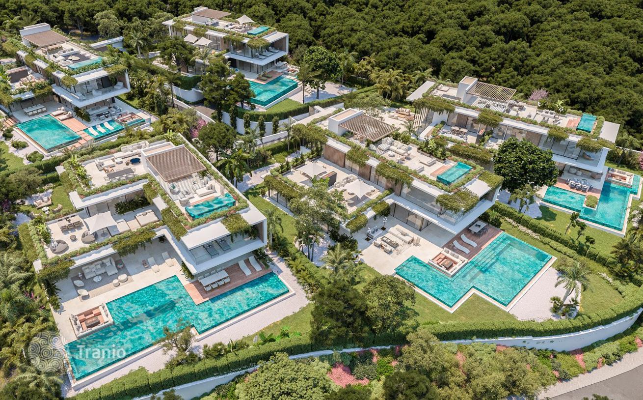 4-Bedroom Villa in Marbella, photo 3