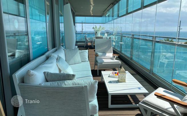 4-Bedroom Apartment with Sea and City Views in San Marti, Barcelona, photo 5