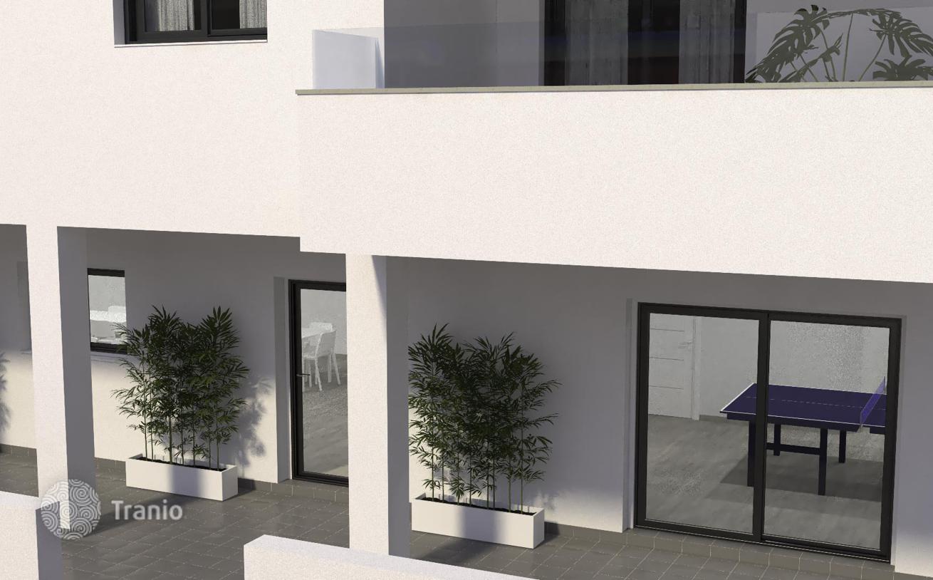 Apartment with Shared Pool and Gym in Torrevieja, photo 4