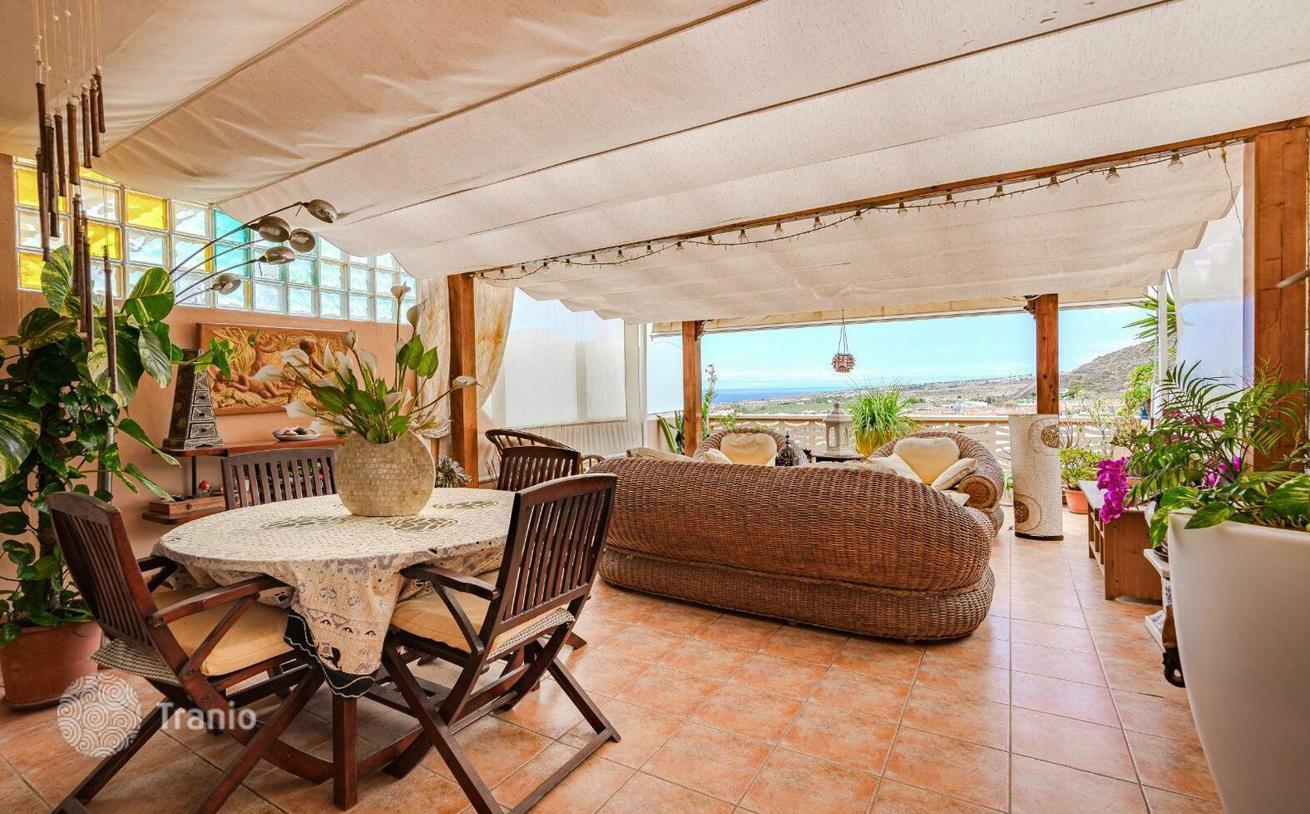 2-Bedroom Townhouse with Sea View in Costa Adeje