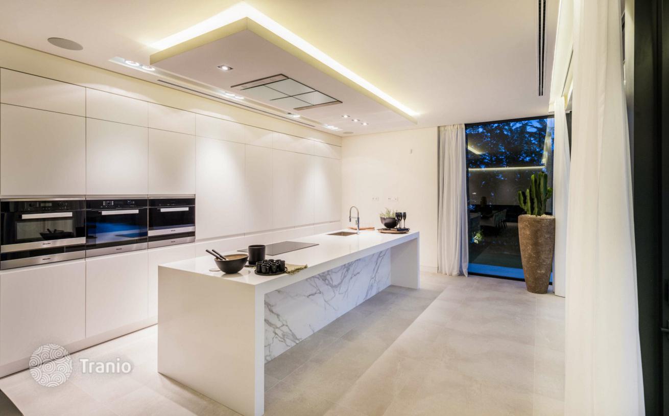 6-Bedroom Villa in Benavis