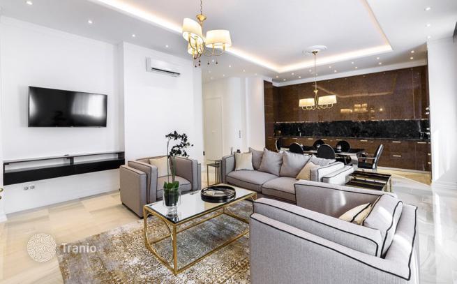 1-Bedroom Apartment in District VI, Budapest, photo 2