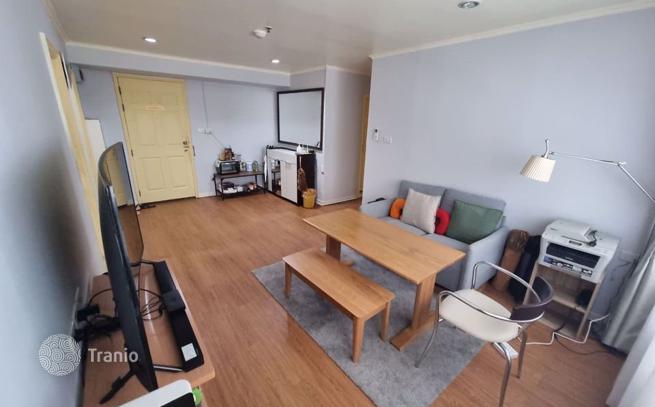 2-Bedroom Condo in Phaya Thai, Bangkok