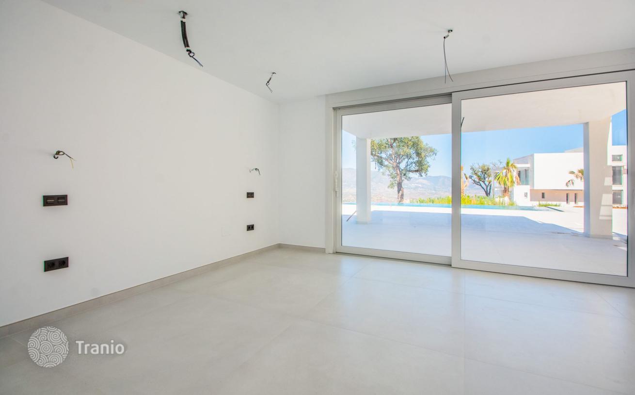 Villa with Sea View in Marbella