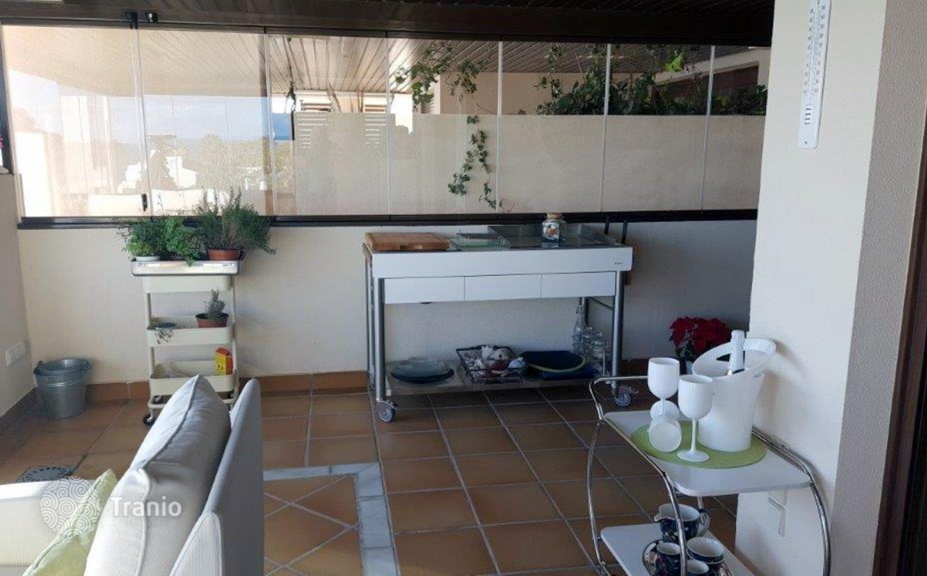 Apartment with Tropical Gardens and Spa in Marbella, photo 2