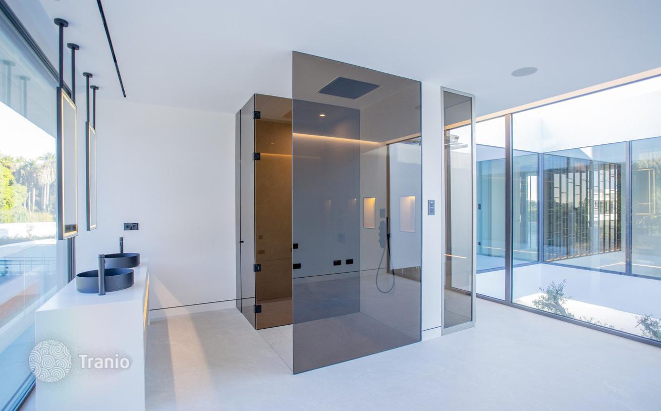 4-Bedroom Villa with Private Pool in Marbella Golden Mile, photo 3