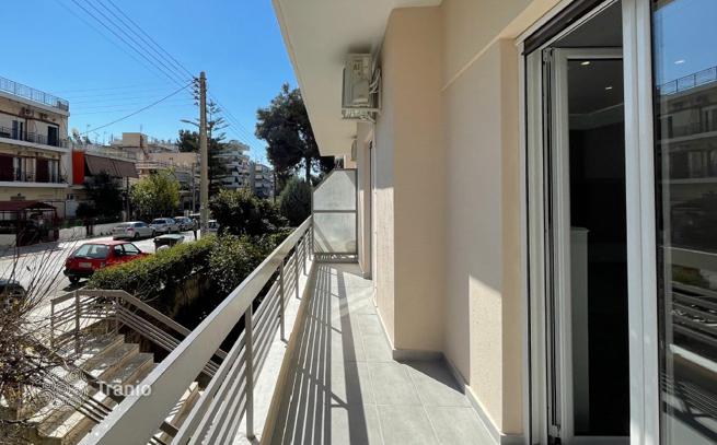 Renovated 2-Bedroom Apartment in Syntagma, Athens, photo 2