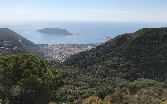 Land Plot with Panoramic Views in Marković, Budva