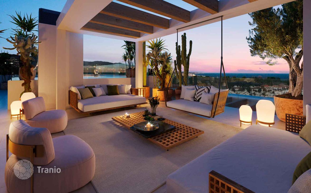 3-Bedroom Penthouse with Sea View in Marbella, photo 2