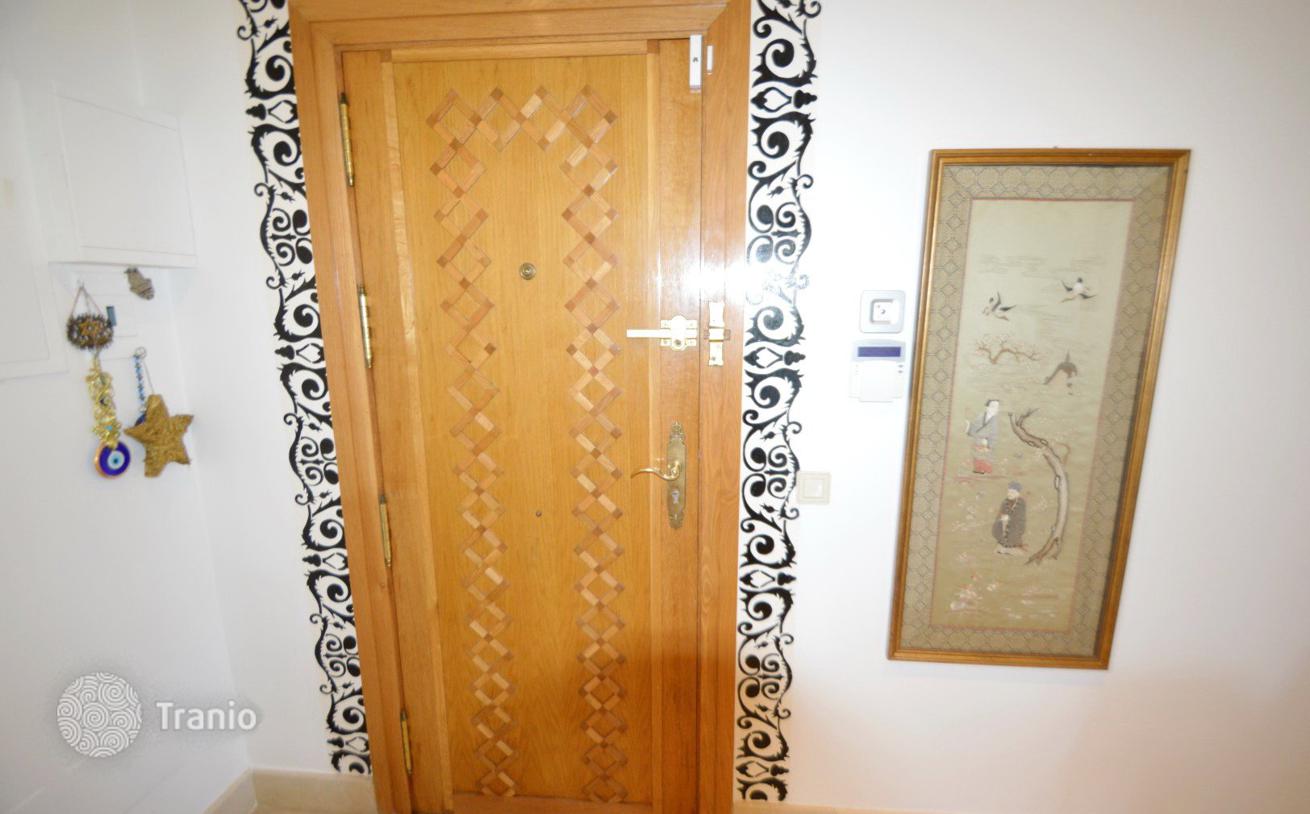 4-Bedroom Apartment with Private Garden in Estepona, photo 4