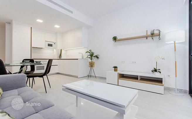 2–3-Bedroom Apartments with Sea View in Torrevieja