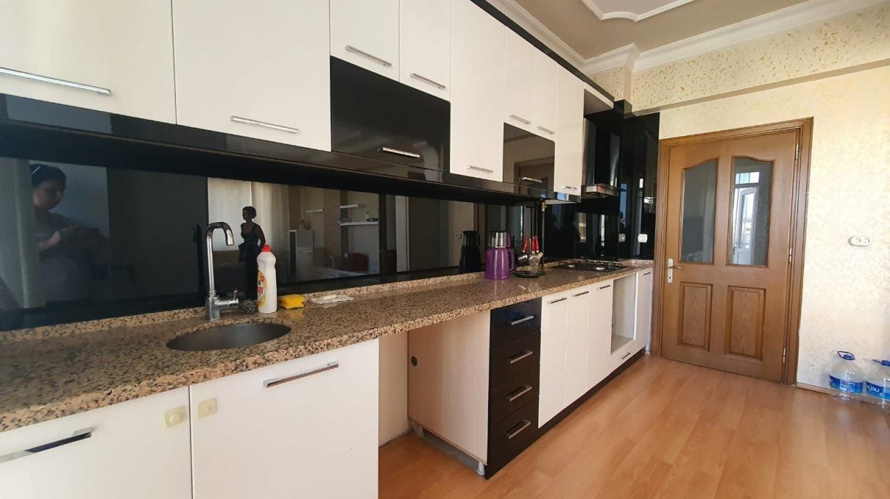 3-Bedroom Apartment in Konyaalti, Antalya