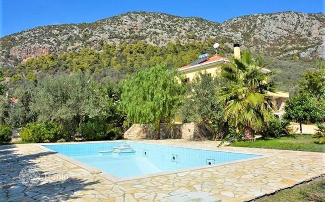 2-Bedroom Villa with Private Pool and Mountain Views in Epidavros, Peloponnese