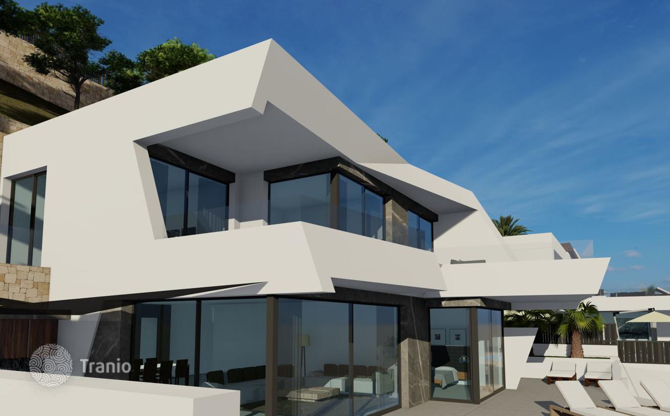 4-Bedroom Villa with Private Pool in Calpe, photo 3