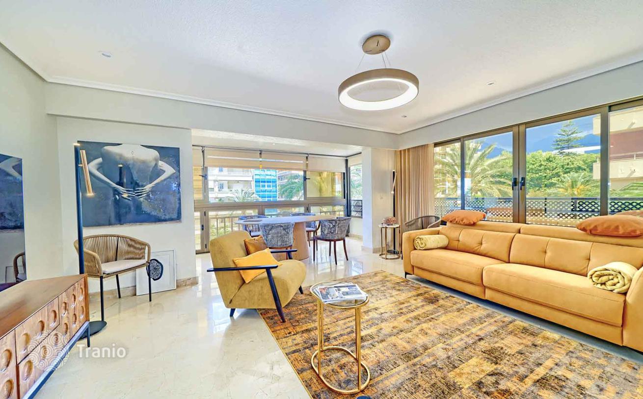 2-Bedroom Apartment with Sea View in Marbella, photo 5