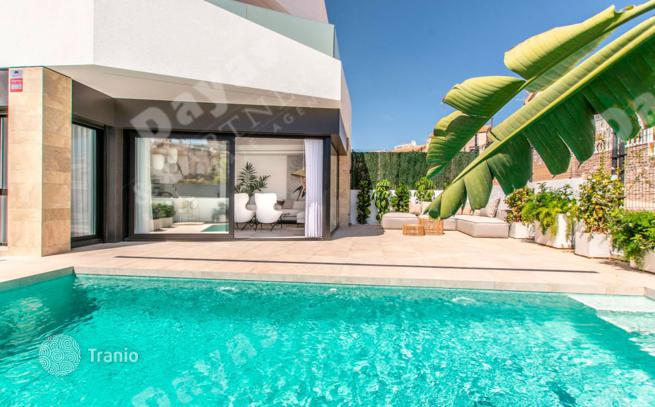 2-Bedroom Villa in Denia, Spain