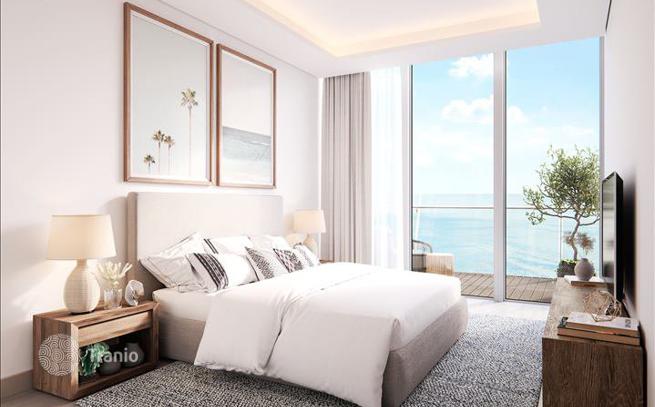 Эксклюзивная резиденция Yas Beach Residence на берегу моря с бассейнами, Абу-Даби, ОАЭ, фото 3