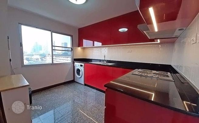 2-Bedroom Condo in Phaya Thai, Bangkok, photo 4