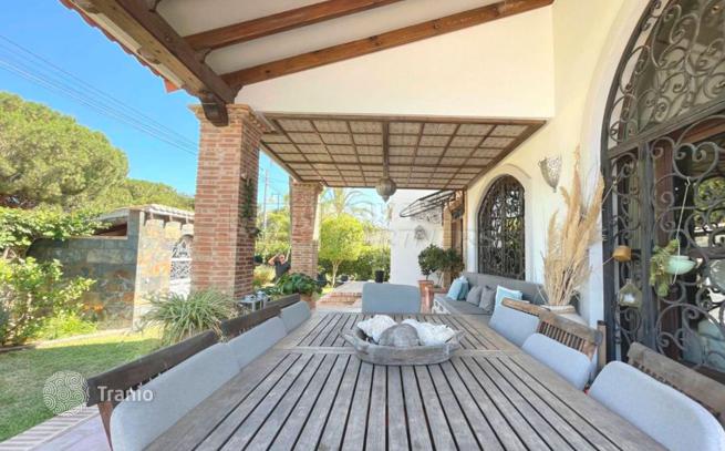 4-Bedroom Villa in Torrevieja, Spain, photo 2