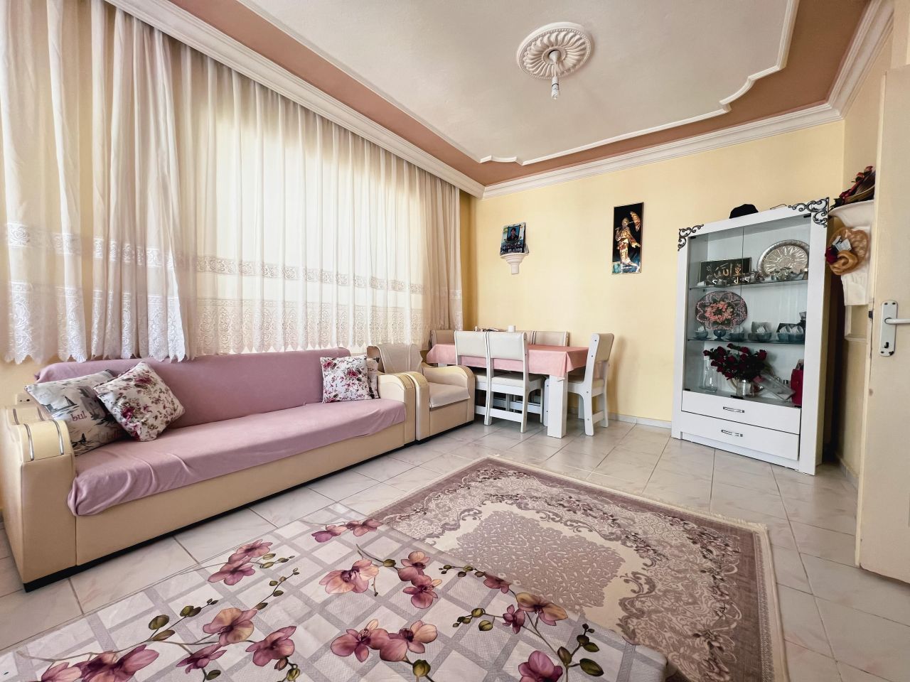 2-Bedroom Apartment in Mahmutlar, Alanya