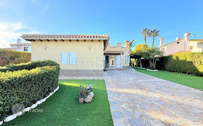 3-Bedroom Villa in Denia, Spain, photo 2