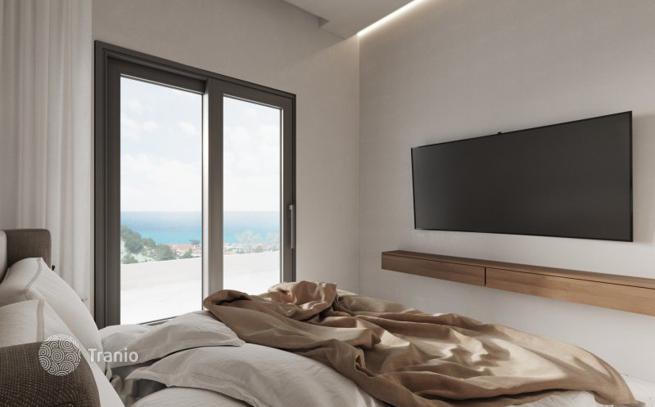 3-Bedroom Townhouse with Private Pool in Polychrono, photo 3