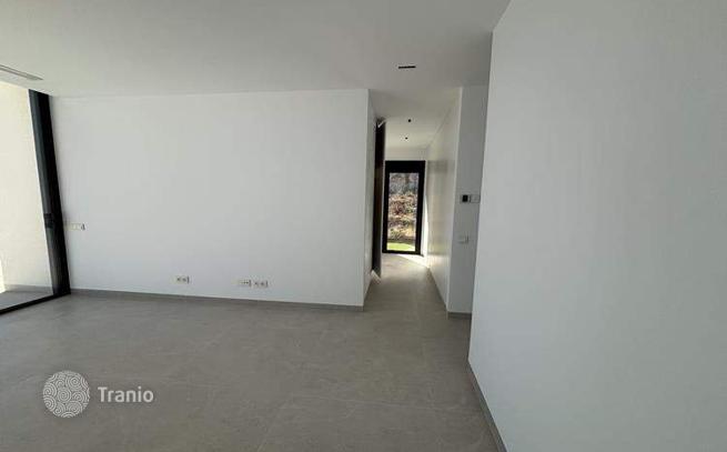 3-Bedroom Villa with Private Pool in Torrevieja