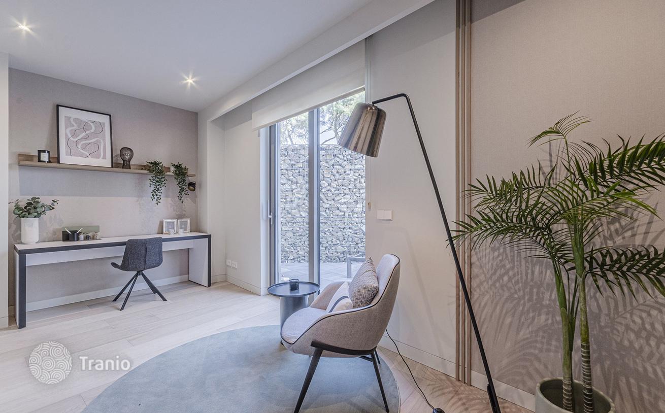 2-Bedroom Apartment with Terrace in Sarrià, Barcelona