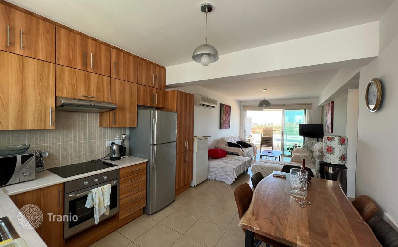 2-Bedroom Apartment in Paralimni, Cyprus, photo 2