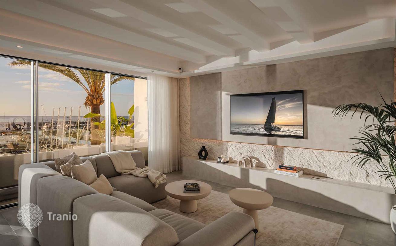 4-комнатный пентхаус 238 м² в Пуэрто-Банусе, Испания, фото 3