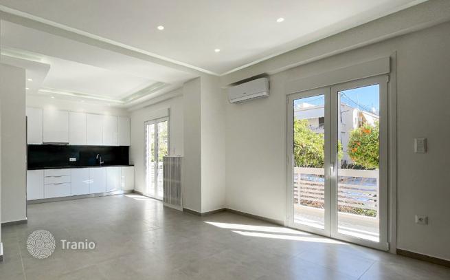 Renovated 2-Bedroom Apartment in Syntagma, Athens, photo 3