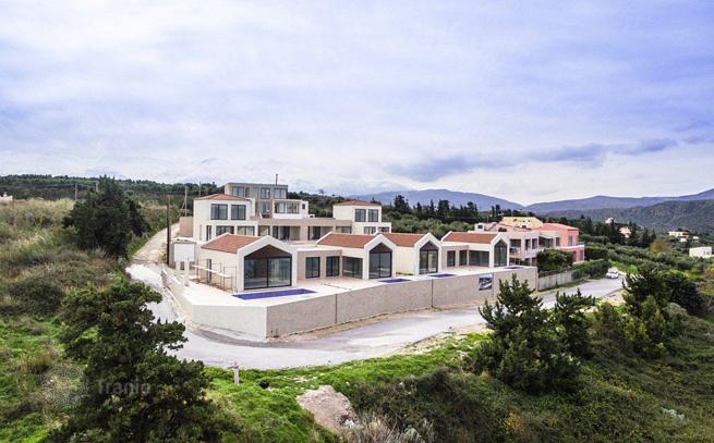 10 Luxury Beachfront Villas with Private Pools in Chania, Crete