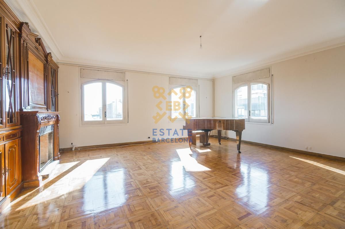 Квартира в Барселоне, Испания, 428 м², фото 2