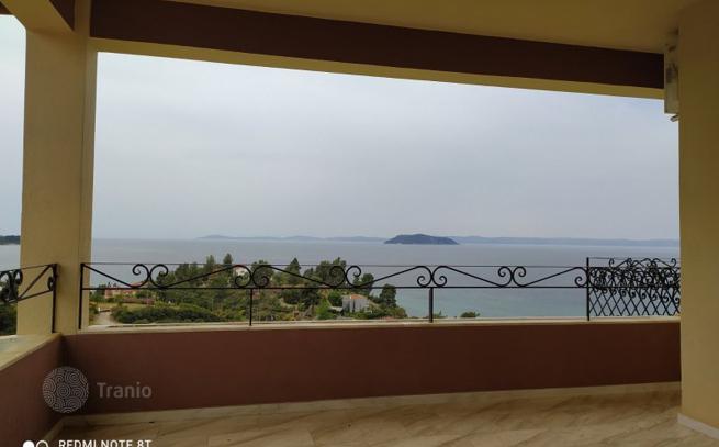 5-Bedroom House with Private Pool in Neos Marmaras, Sitonia, photo 3
