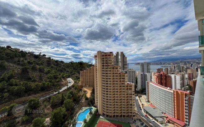 2-Bedroom Apartment with Sea View and 2 Parking Spaces in Alicante, photo 5
