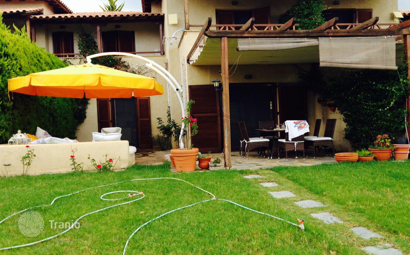 Furnished Beachfront Villa with Private Beach Access in Athos, Greece, photo 4