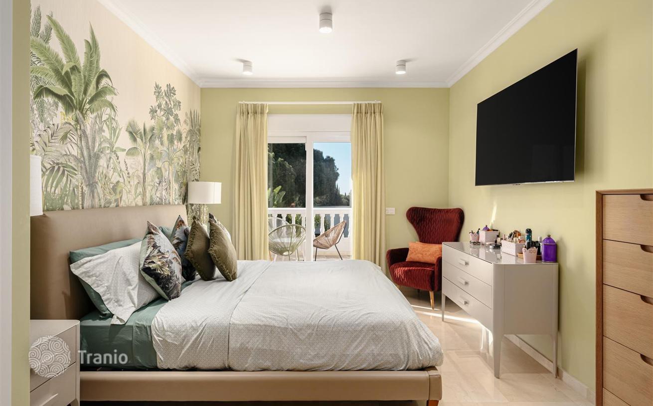 3-Bedroom Villa in Marbella, photo 2