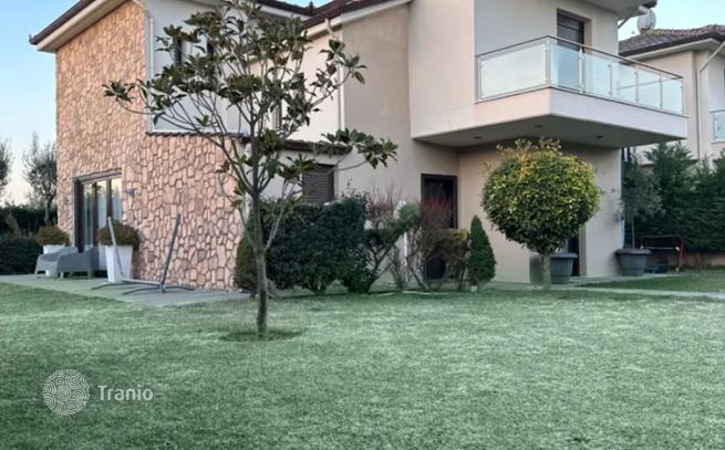 2-Bedroom House with Garden in Thermi, photo 5