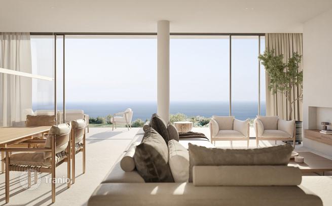 New Villas with Pools in Pafos, Cyprus