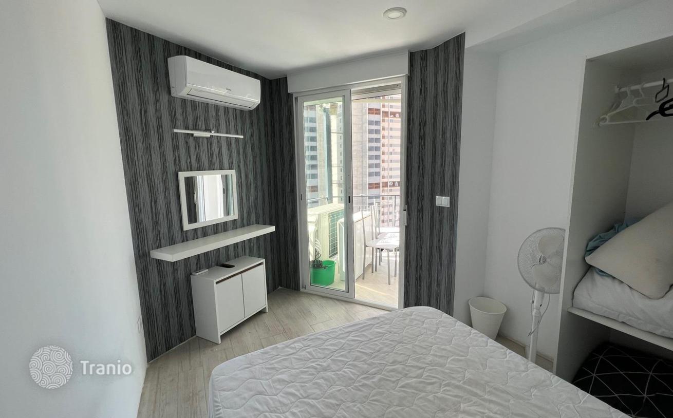 3-Bedroom Apartment 700 m from the Beach in Benidorm, photo 3